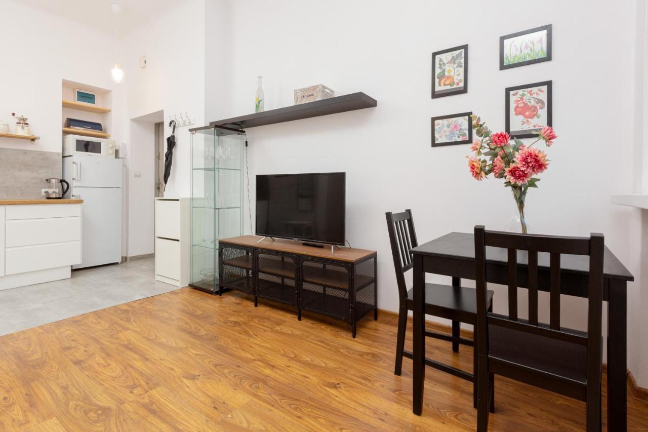 Downtown Studio Marszalkowska By Noclegi Renters Varşova Dış mekan fotoğraf